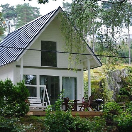 Anfasteroed Gardsvik - Badstugor Med Loft Ljungskile Extérieur photo