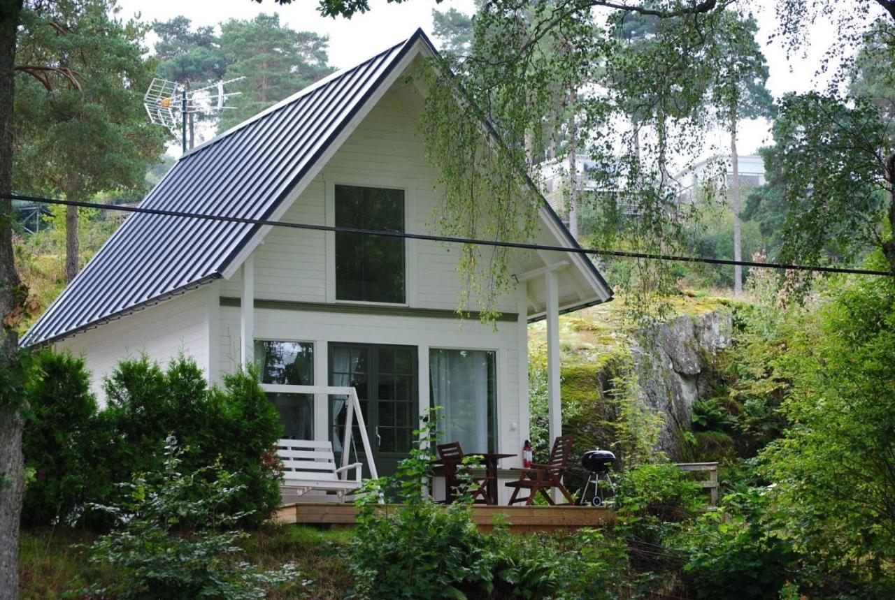 Anfasteroed Gardsvik - Badstugor Med Loft Ljungskile Extérieur photo